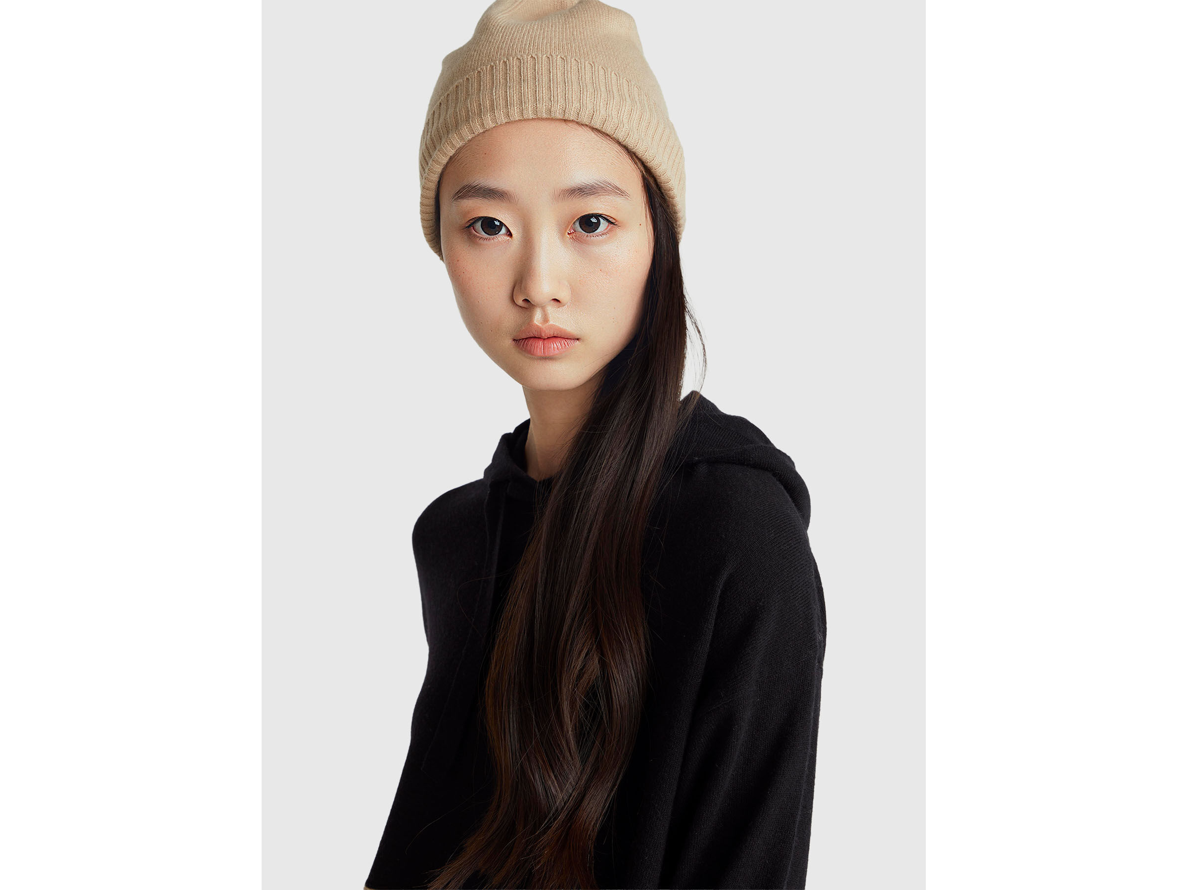 SWEATER W/HOOD Women image number 4